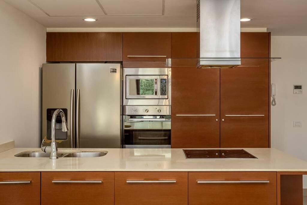 Ochoa 209 Luxury Private Club