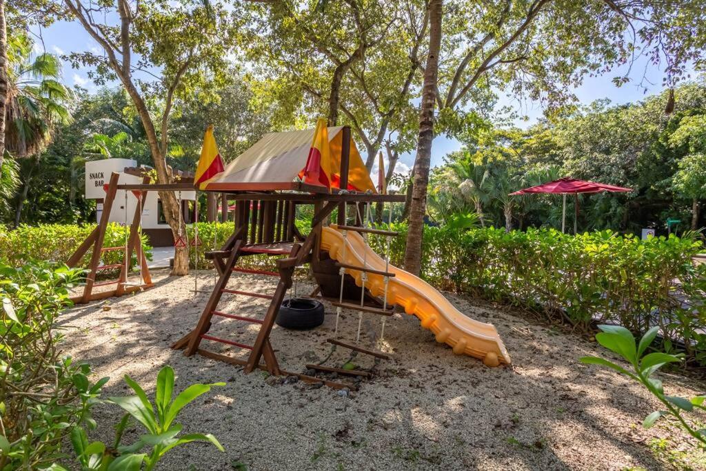Ochoa 209 Luxury Private Club * Playa del Carmen